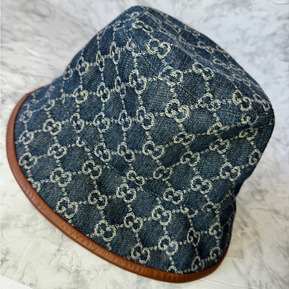 Unisex Gucci bucket hat